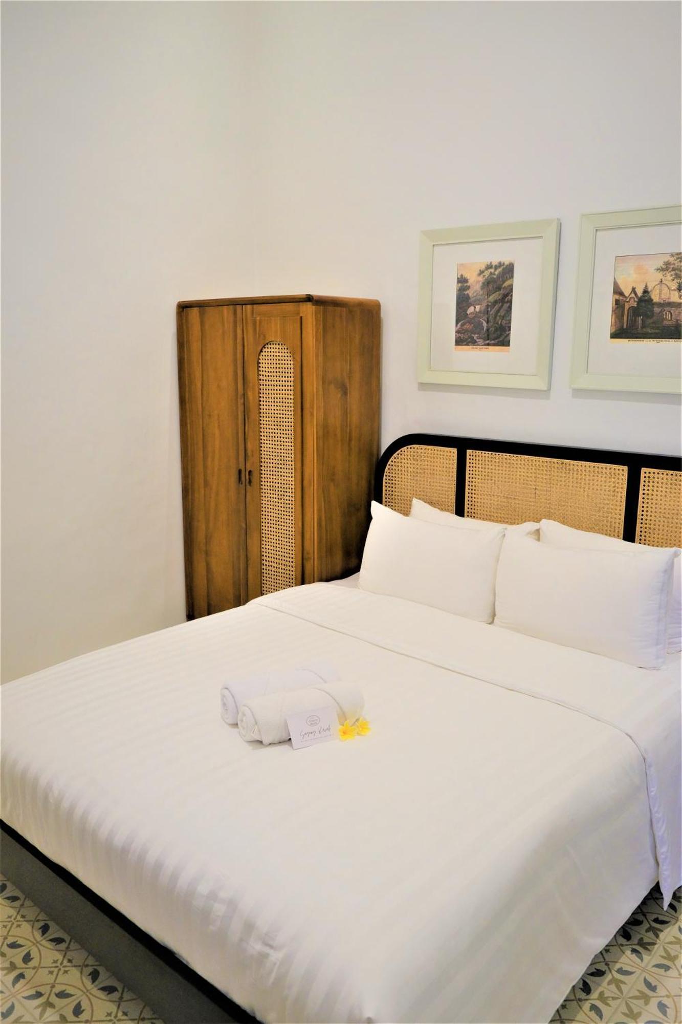 Ceria Hotel At Alun Alun Yogyakarta Room photo