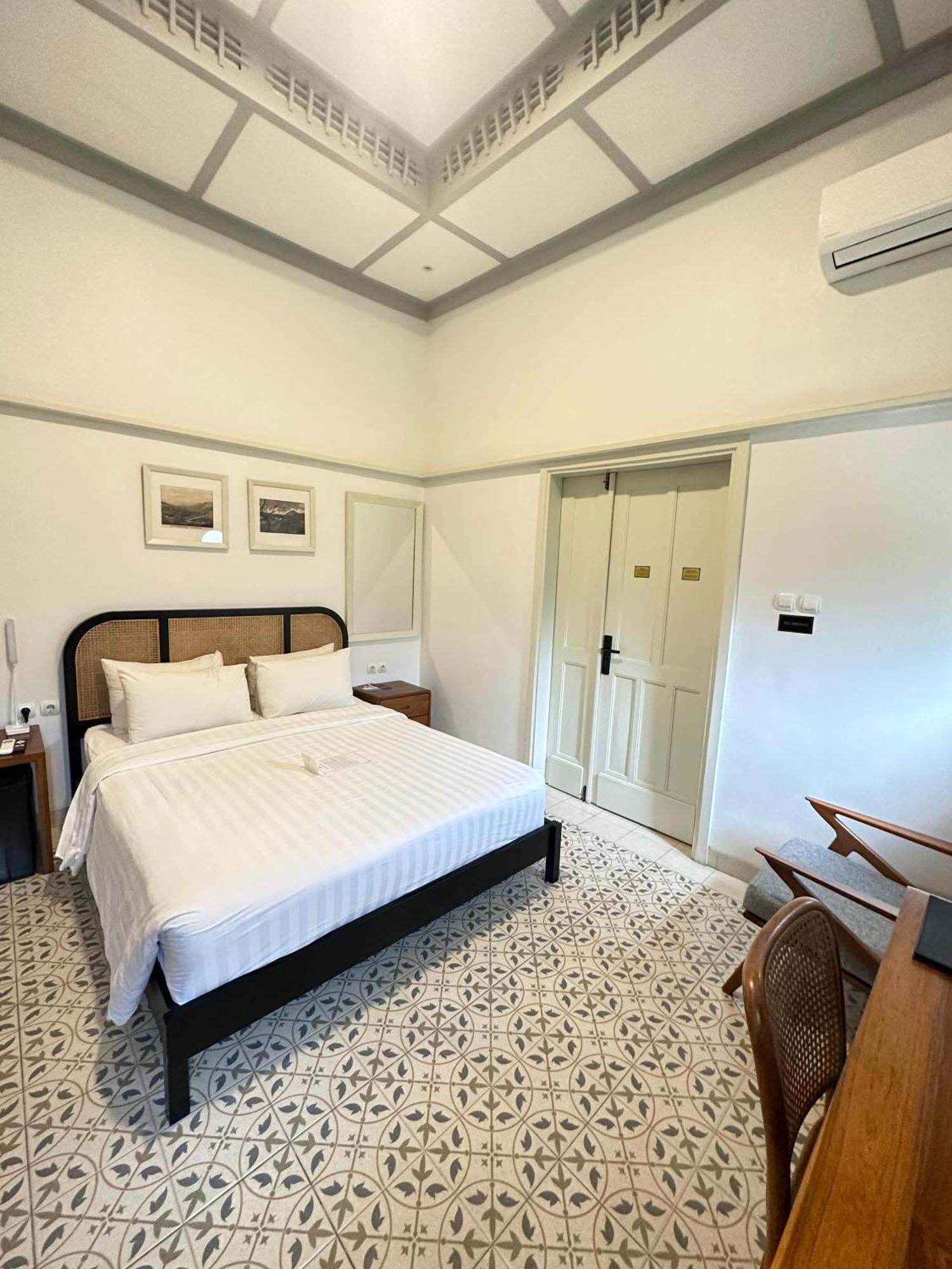 Ceria Hotel At Alun Alun Yogyakarta Exterior photo